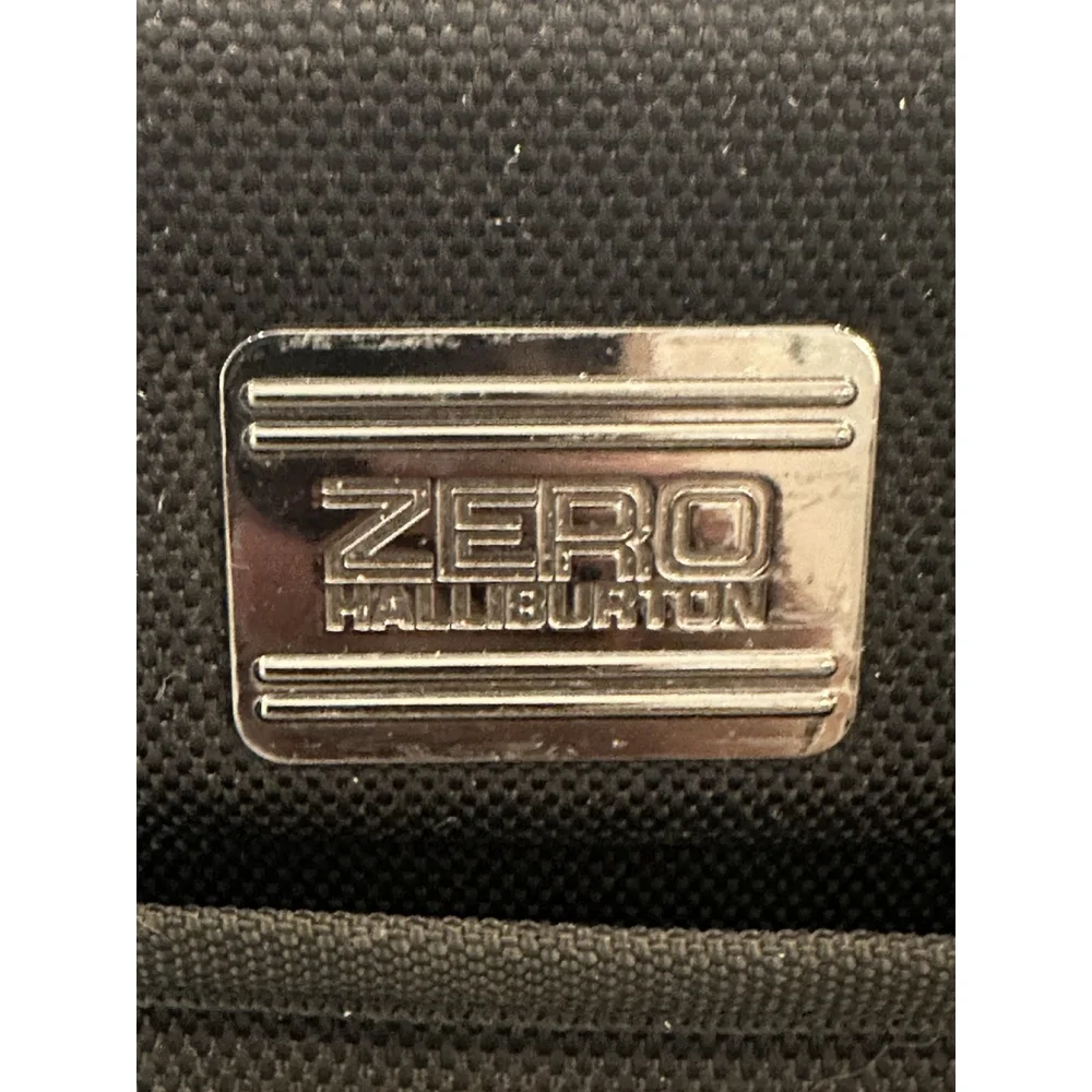Zero Halliburton Black Nylon Slim Laptop Briefcase 15” Padded Case with Handle